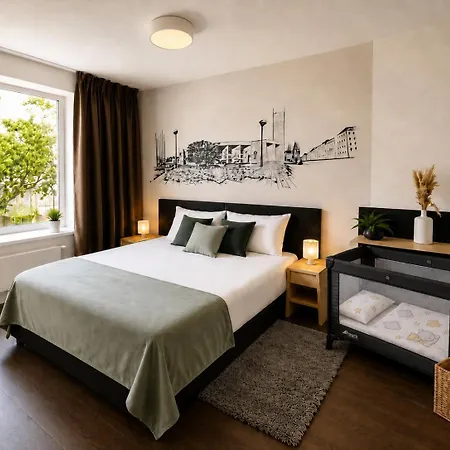 아파트 Modern Old Town With Ac - Centre,